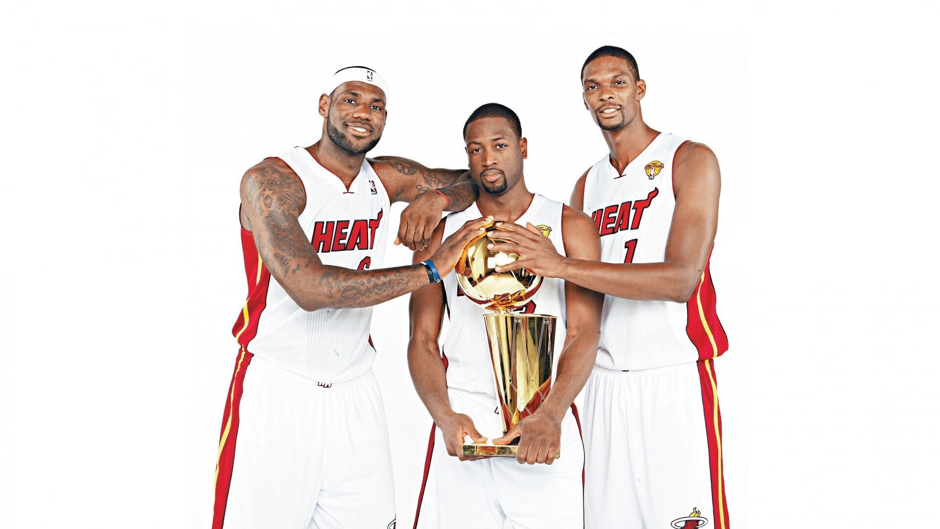 苏亚雷斯爆发，里昂强行终结西班牙，一场颠覆预言的战术革命