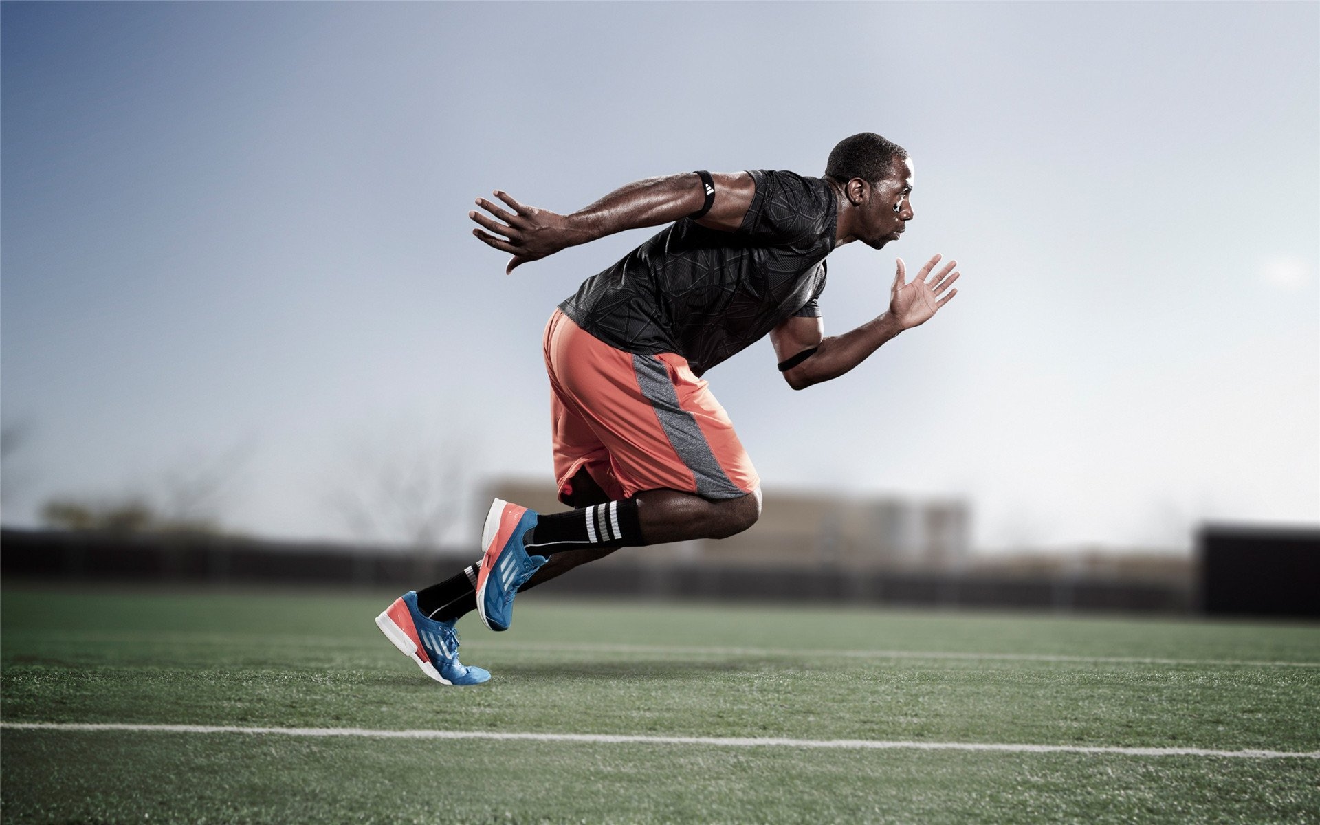 北欧神话与美洲奇迹的碰撞，丹麦巅峰对决哥斯达黎加，梅西连续得分拉开新时代差距