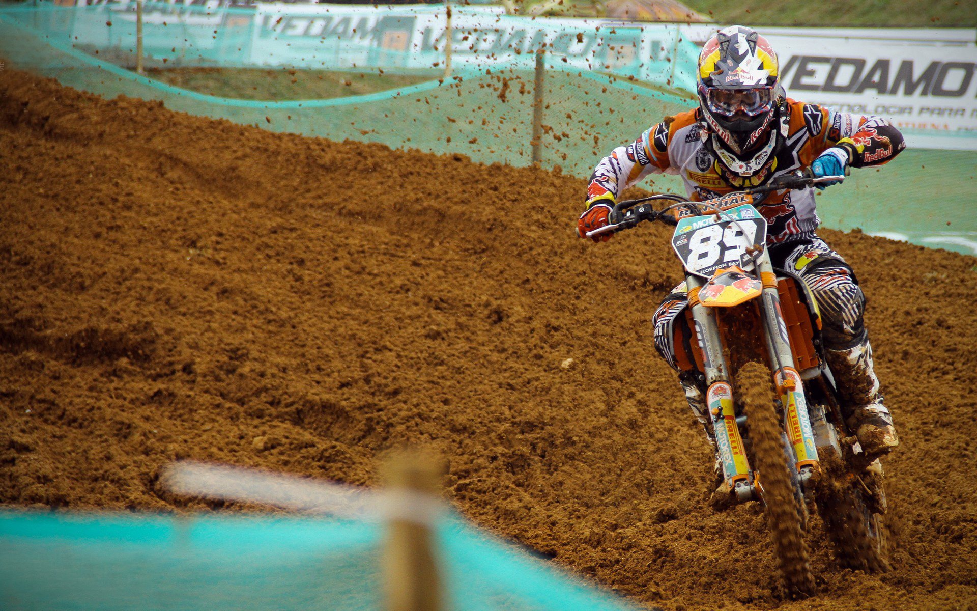 广厦铁壁锁鹈鹕,伦纳德绝境重生完成救赎之战